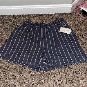 Universal Thread Linen Flowy Shorts